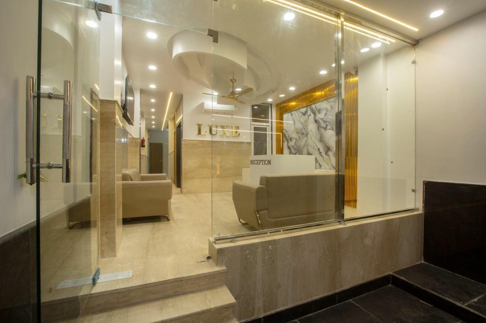 Hotel Luxe Manor Near Delhi Airport نيودلهي المظهر الخارجي الصورة